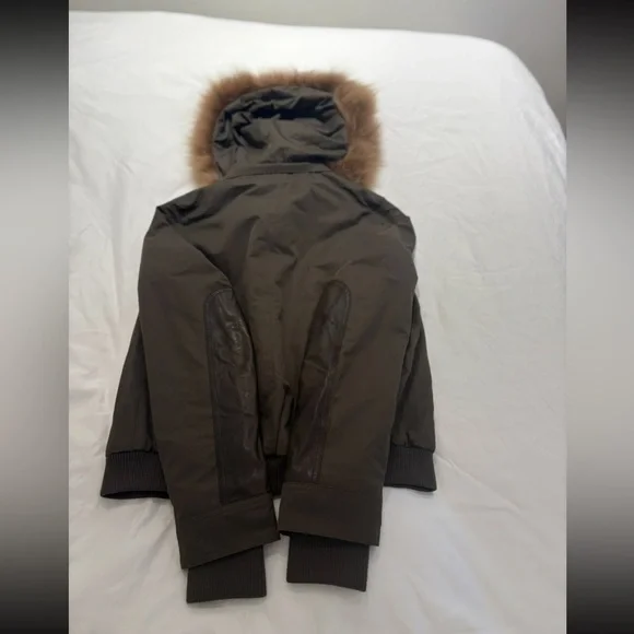 Vince Olive Bomber Jacket with genuine fur hood - Picture 8 of 12